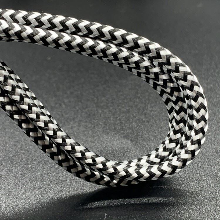 UC075 (6)